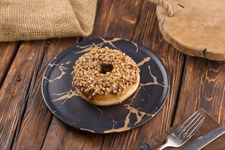 Донатс сникерс